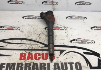 Injector audi A4 B8 -2.0 tdi cod- 03l130277j / 0445110369