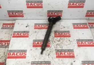 Injector Audi A4 B8 cod: 03l130277