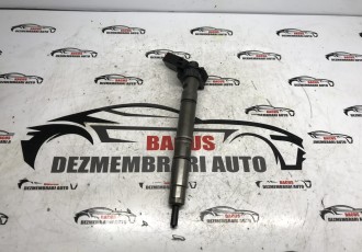 Injector Audi Q7/Q7 3.0 tdi CRT 2008 Cod 059130277CR
