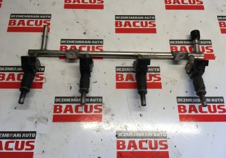 Injector benzina Opel Astra J cod: 55562599