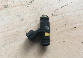 Injector benzina VW Golf 4 036906031a