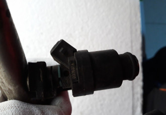 Injector BMW E36,318 is,cod 03768FA,motor 1895 cm cub,103 KW