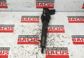 Injector BMW Seria 3 E90 / E91 / E81 2.0 D Cod: 0445110289