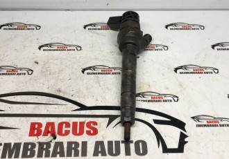 Injector BMW SERIA 3 F30 2.0 d cod 0445110616	