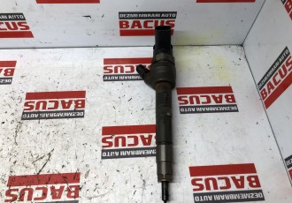 Injector Bmw X1 / F30 / F20 / F10 2.0 Diesel COD : 0445110601