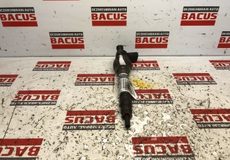 Injector BMW X3 F25 2.0 D 2015 cod- 0445110743