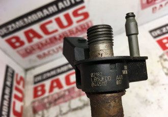 Injector BMW X5 cod: 0445117017