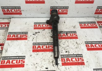 INJECTOR BOSCH AUDI / VW / SKODA / SEAT 2.0 TDI COD- 0445110369 ; 03L130277J