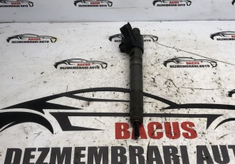 Injector combustibil Diesel Volvo s60 v60 2.0 D D5204T3 BOSCH D4 31303238