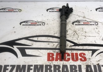 Injector combustibil Diesel Volvo s60 v60 2.0 D D5204T3 BOSCH D4 31303238