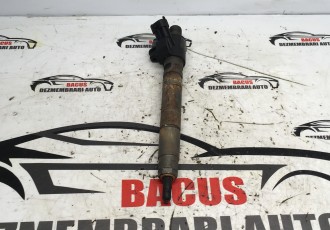 Injector combustibil Diesel Volvo s60 v60 2.0 D D5204T3 BOSCH D4 31303238