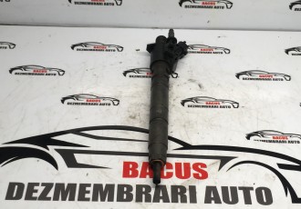 Injector combustibil Diesel Volvo s60 v60 2.0 D D5204T3 BOSCH D4 31303238