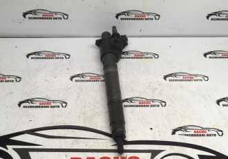 Injector combustibil Diesel Volvo s60 v60 2.0 D D5204T3 BOSCH D4 31303238