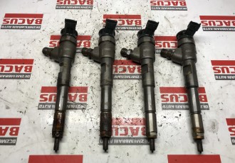 Injector Dacia / Renault Captur 1.5 dCi Euro 5  Cod 0445110485