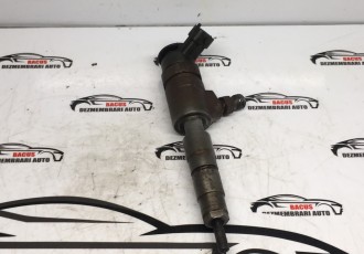 Injector Ford Focus 3 Ford C Max Ford Kuga 1.5 TDCI cod 0445110489