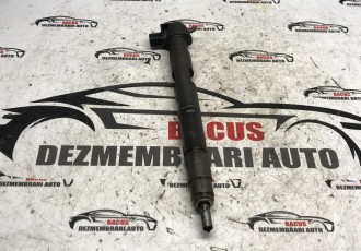   Injector Hyundai i20  iX20, Hyun, Hyunddai i20 Cp, Hyundai i20 Van, Hyundai i30 Cod 338002A780