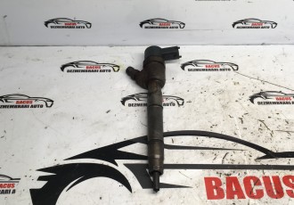Injector HYUNDAI IX35, KIA Sportage 1.7 dCi COD: 0445110411, 338002A800