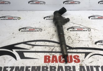 Injector HYUNDAI IX35, KIA Sportage 1.7 dCi COD: 0445110411, 338002A800