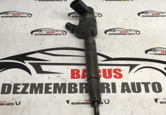 Injector Injector Injectoare Mercedes Vito W638 2.2 CDI 1999 - 2003 Cod 0445110202 A6130700887