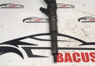 Injector Land Rover Freelandrer motor 2,0d cod 7789573/ 0445110130