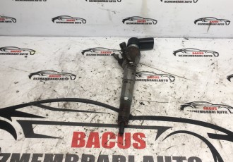 Injector Mercedes A-class W169 cod: 166006212r