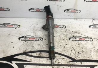 Injector Mercedes A-class W169 cod: 166006212r