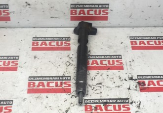Injector Mercedes E Class 2.2 CDI euro 5 cod A6510702387 	