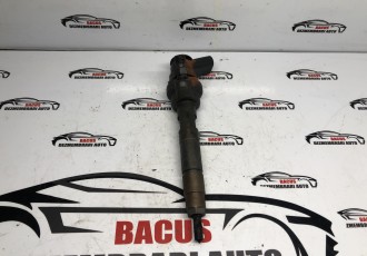 Injector Mini Cooper R56 1.6 d 0445110401 / 850690203