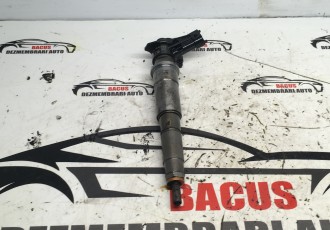 Injector Nissan Qashqai 2.0 D 2011 M9R euro 5 Cod H82828929 / 0445115084