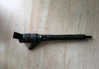 Injector Opel Antara cod: 96440397