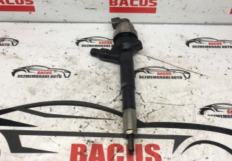 Injector Opel ASTRA J 1.7 CDTI Euro 5 COD- 8-97376270-3