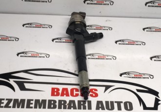 INJECTOR OPEL ASTRA J 2013 1.7 CDTI A17DTE,A17DTS COD 55567729	