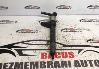 Injector Opel Astra K 1.6 d combi 2018 COD- 55570012