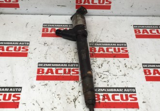 Injector Opel Astra K 1.6 D16DTL 81 kw manual combi 2018 COD- 55570012