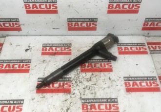 Injector Opel Astra K 1.6 D16DTL 81 kw manual combi 2018 COD- 55570012