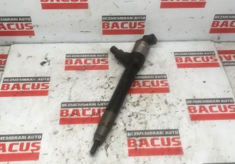 Injector Opel Astra K 1.6 D16DTL 81 kw manual combi 2018 COD- 55570012