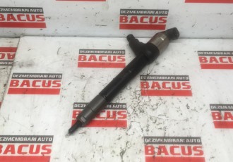 Injector Opel Astra K 1.6 D16DTL 81 kw manual combi 2018 COD- 55570012