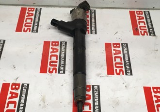 Injector Opel Astra K 1.6 D16DTL 81 kw manual combi 2018 COD- 55570012