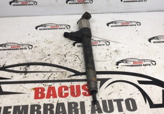 Injector Opel Astra K 1.6 D16DTL 81 kw manual combi 2018 COD- 55570012