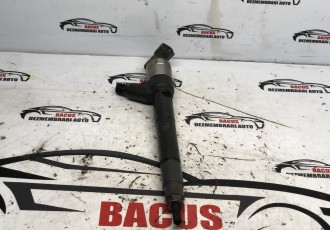 Injector Opel Astra K 1.6 D16DTL 81 kw manual combi 2018 COD- 55570012