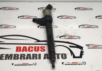 Injector Opel Astra K 1.6 D16DTL 81 kw manual combi 2018 COD- 55570012