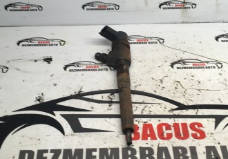 Injector Opel Meriva B 1.3 CDTI Astra J Opel Corsa D Combo D cod 0445110326