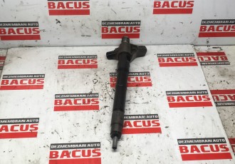 Injector pentru Ford Transit din 2010 cod: 6C1Q9K546AC 	