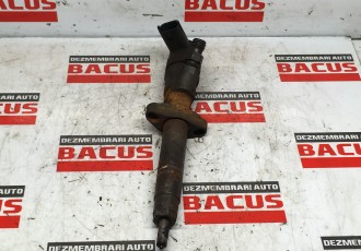 Injector pentru Renault, Nissan, Opel motor 2,5 dci cu codul H82484403/ 0445110265 