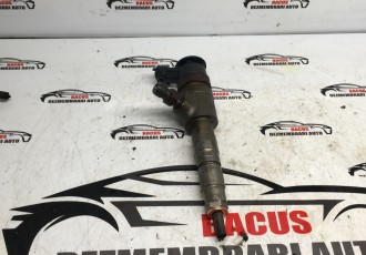 Injector Peugeot 208 I Hatchback 1.6 e-HDi cod- 0445110566	