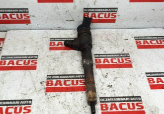 Injector Renault Clio 4 / Dacia Sandero 2 / Duster / Logan 2 1.5 DCI Cod : 0445110652