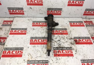 Injector Renault Clio 4 / Dacia Sandero 2 / Duster / Logan 2 1.5 DCI Cod : 0445110652