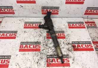 Injector Renault Clio 4 / Dacia Sandero 2 / Duster / Logan 2 1.5 DCI Cod : 0445110652 	