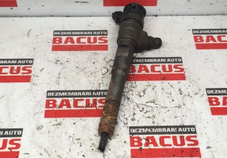 Injector Renault Clio 4 / Dacia Sandero 2 / Duster / Logan 2 1.5 DCI Cod 0445110652