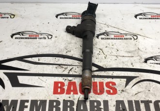 Injector Renault Clio 4 / Dacia Sandero 2 / Duster / Logan 2 1.5 DCI Cod 0445110652